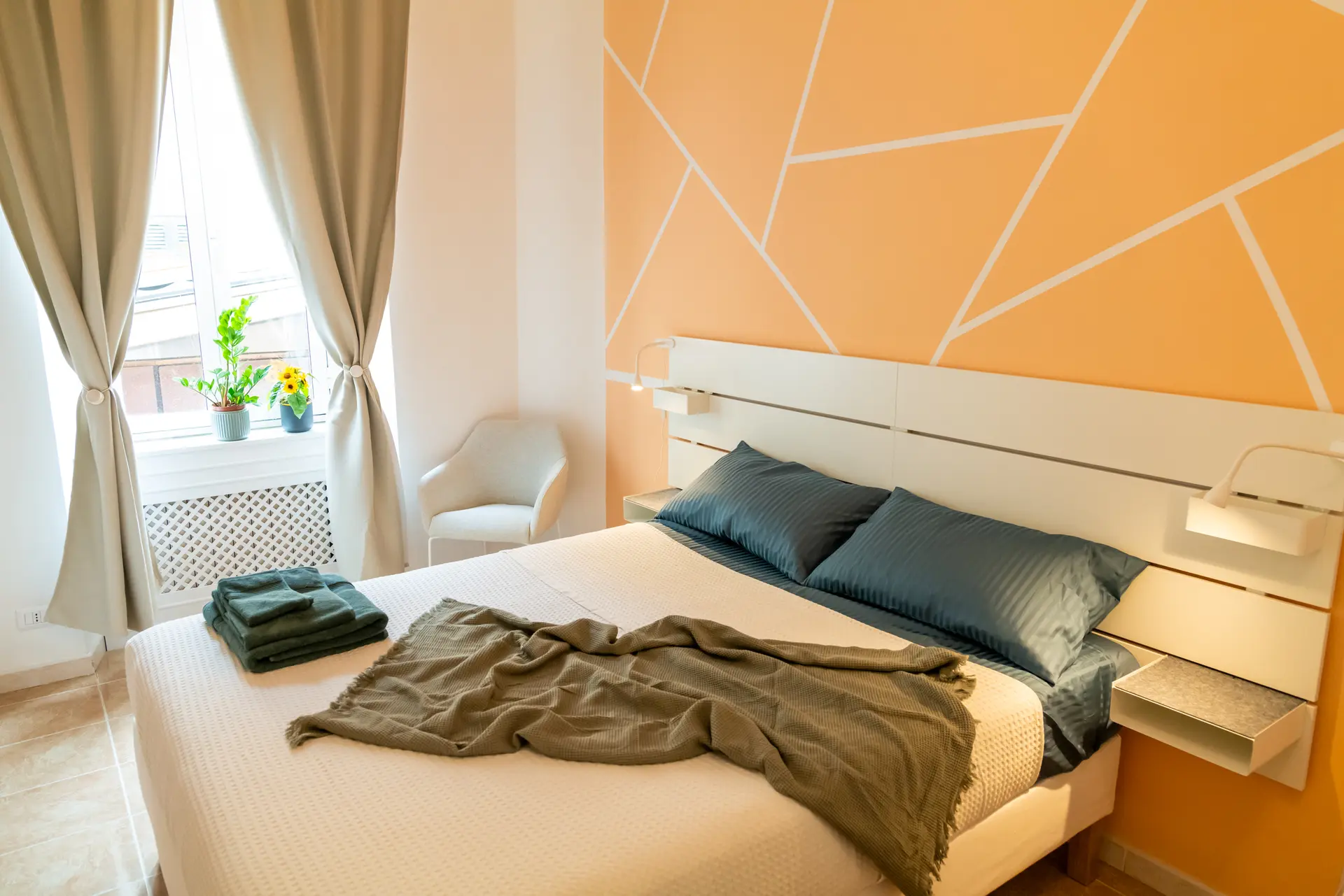 Music & Art Holiday House — Bedroom